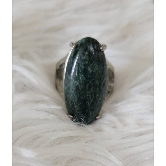 Jade Cocktail Ring Sz 8 Large Oval Gem Energy Stones - Picture 2 of 8